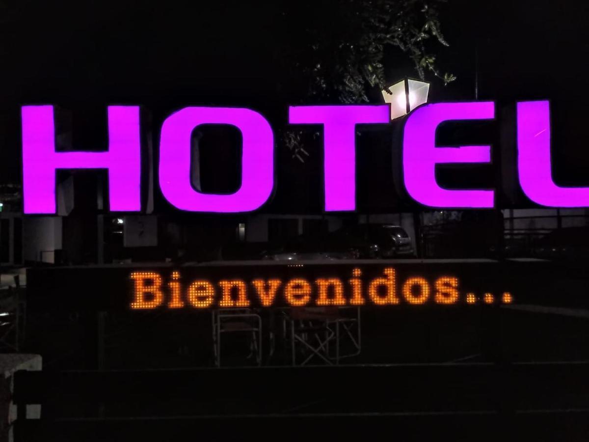 Hotel Rucalen Santa Rosa Exterior foto